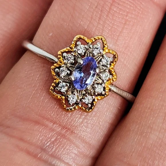 925 Sterling Silver Natural Blue Purplish Tanzanite Zirconia Diamonds Ring - Picture 4 of 10